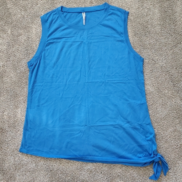 Fabletics Workout Top - Picture 1 of 7